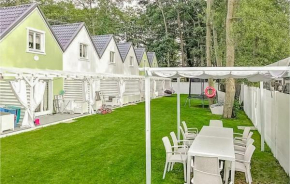 Amazing Home In Miedzywodzie With Kitchen